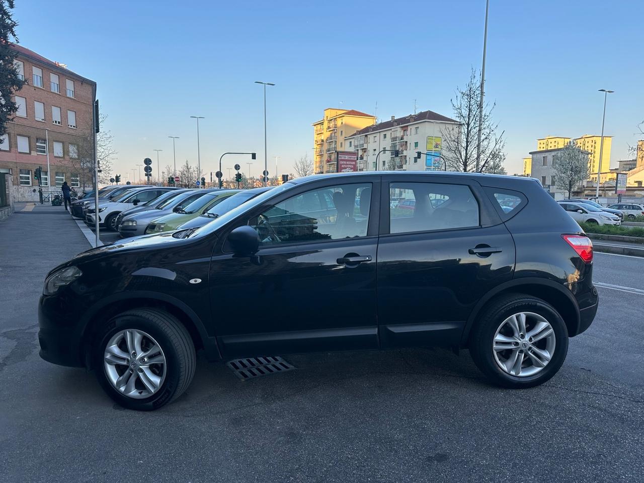 Nissan Qashqai 1.5 dCi economica navigatore