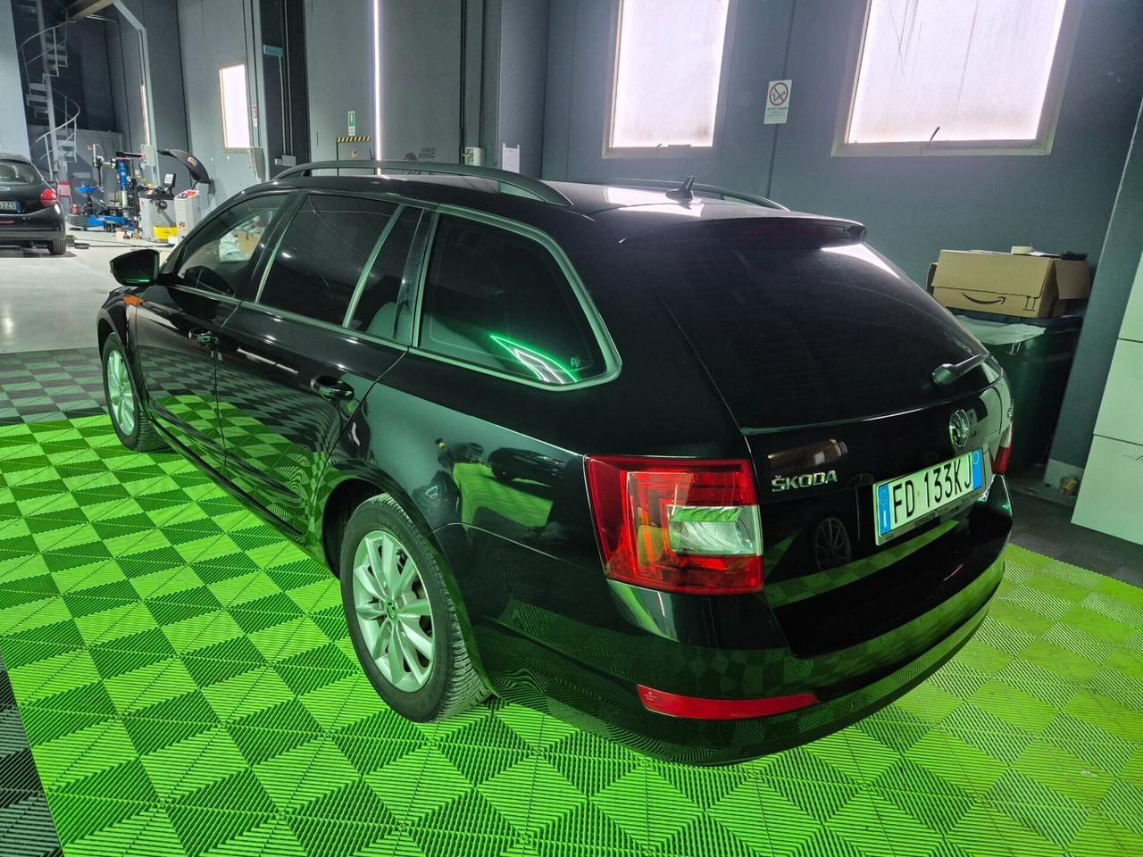 Skoda Octavia 1.6 TDI CR 110 CV Wagon Executive