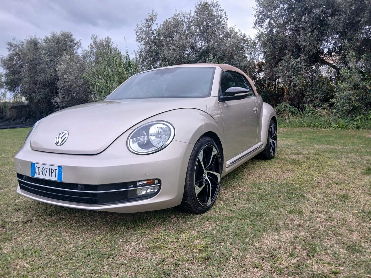 Volkswagen Maggiolino Cabrio 2.0 TDI Sport