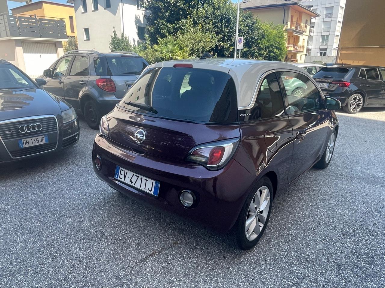 Opel Adam 1.2 70 CV WHITE-BLACK LINK NEOPATENTATI
