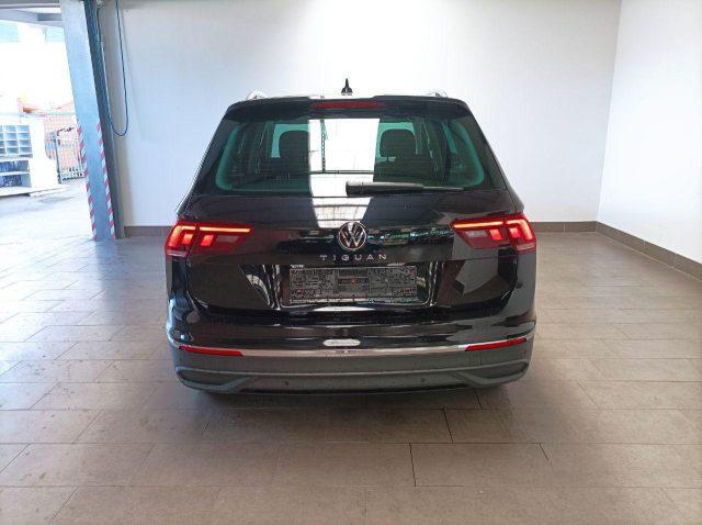 VOLKSWAGEN Tiguan 2.0 TDI 150 CV SCR DSG Life