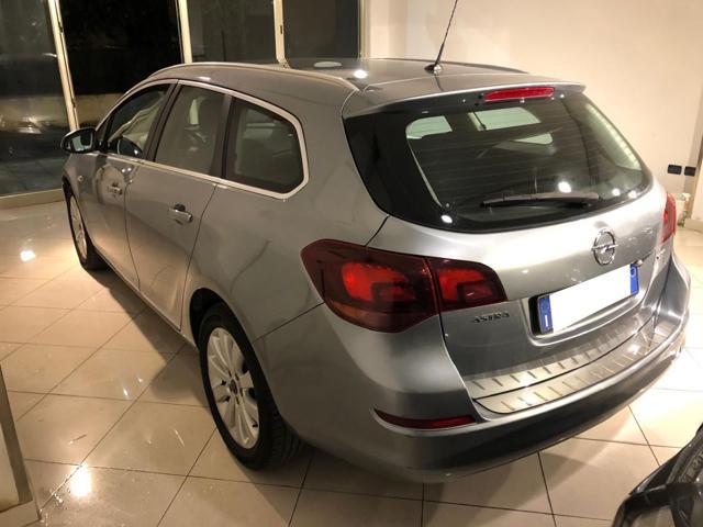 OPEL Astra 1.7 CDTI 110CV Sports Tourer Cosmo