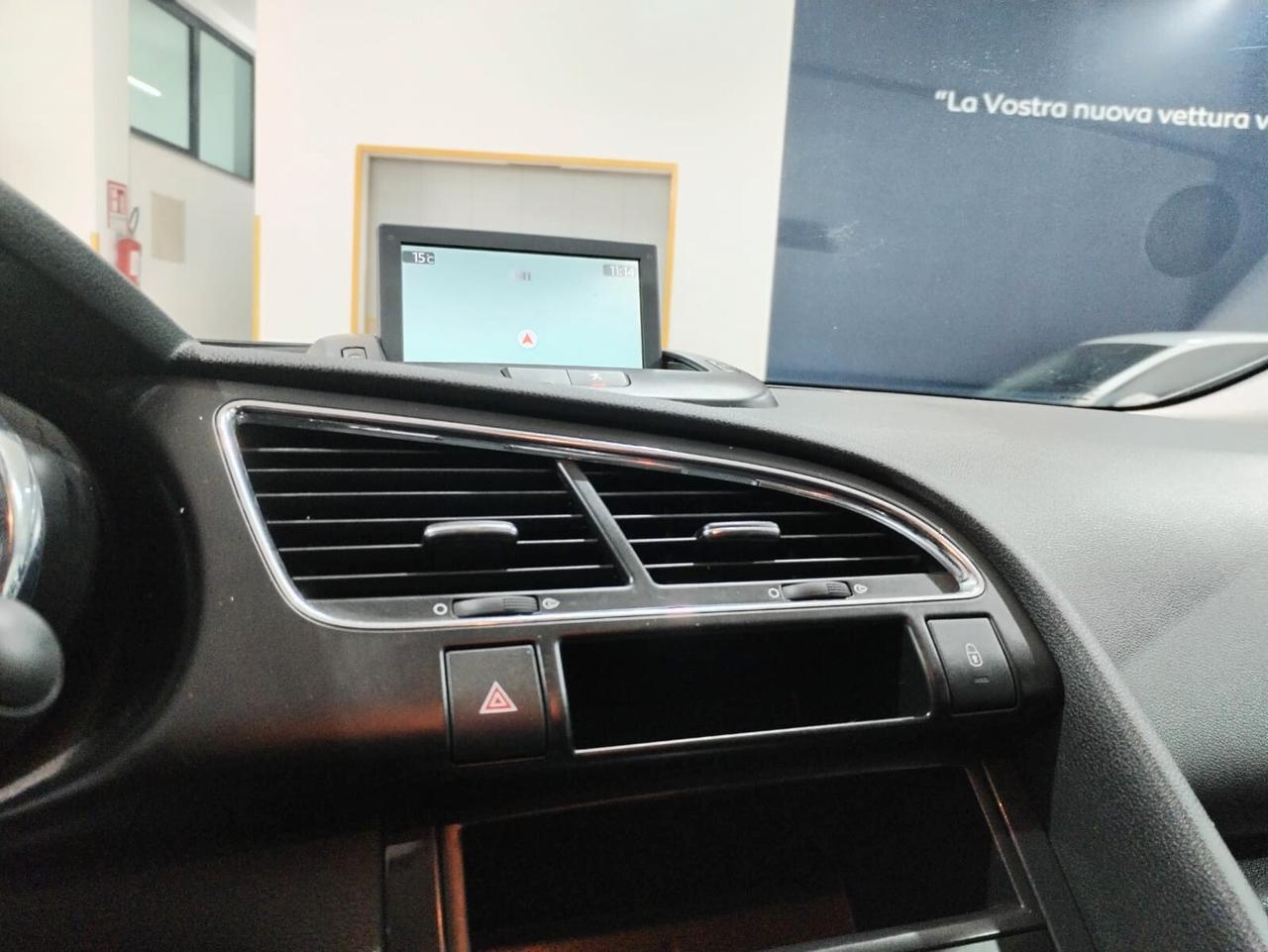 Peugeot 3008 1.6 HDi 115CV Business