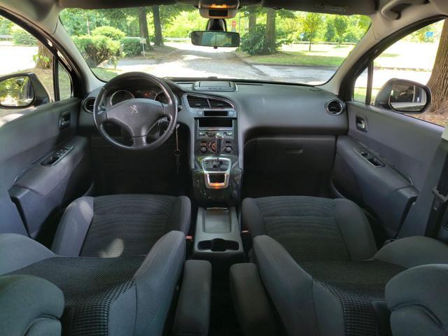 PEUGEOT 5008 BlueHDi 120 CV AUTOMATICA