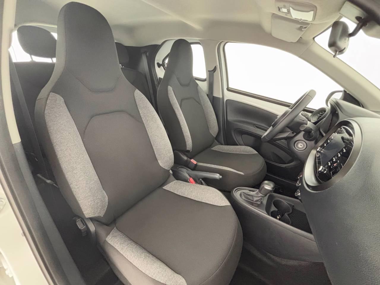 TOYOTA Aygo X 1.0 Active 72cv s-cvt