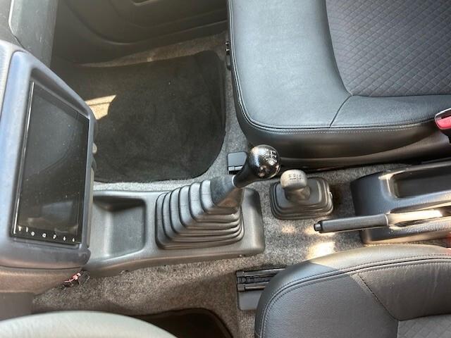 Suzuki Jimny 1.3i 16V cat 4WD JLX