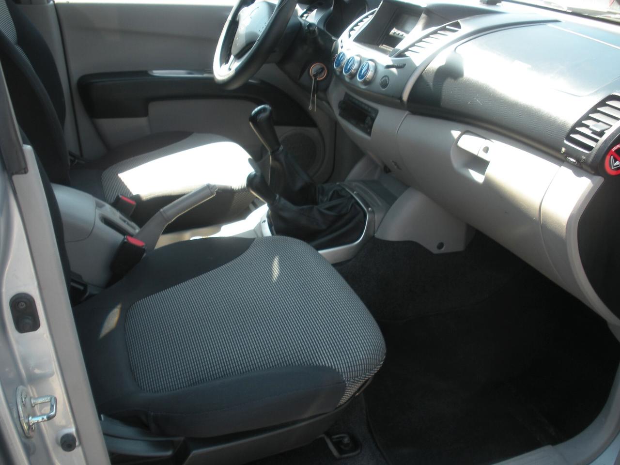 Mitsubishi L200 2.5 DI-D/136CV Double Cab Intense ''SEA''