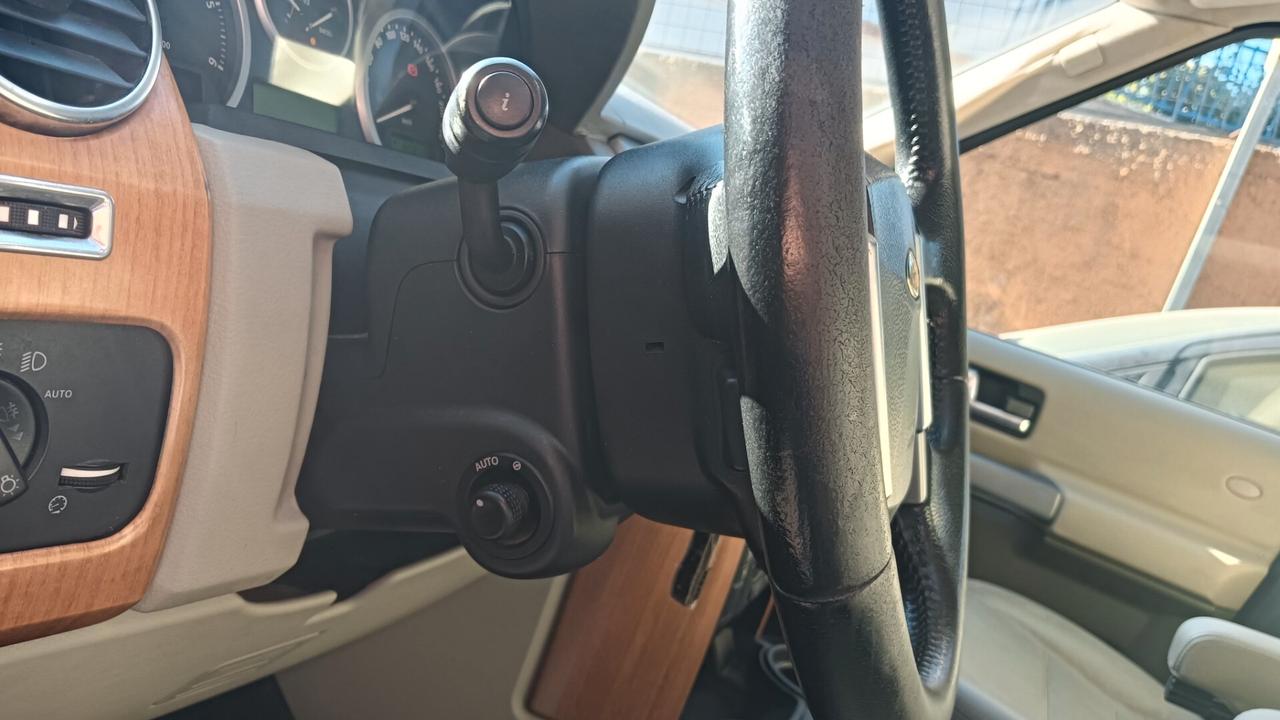 Land Rover Discovery 3 2.7 TDV6 HSE