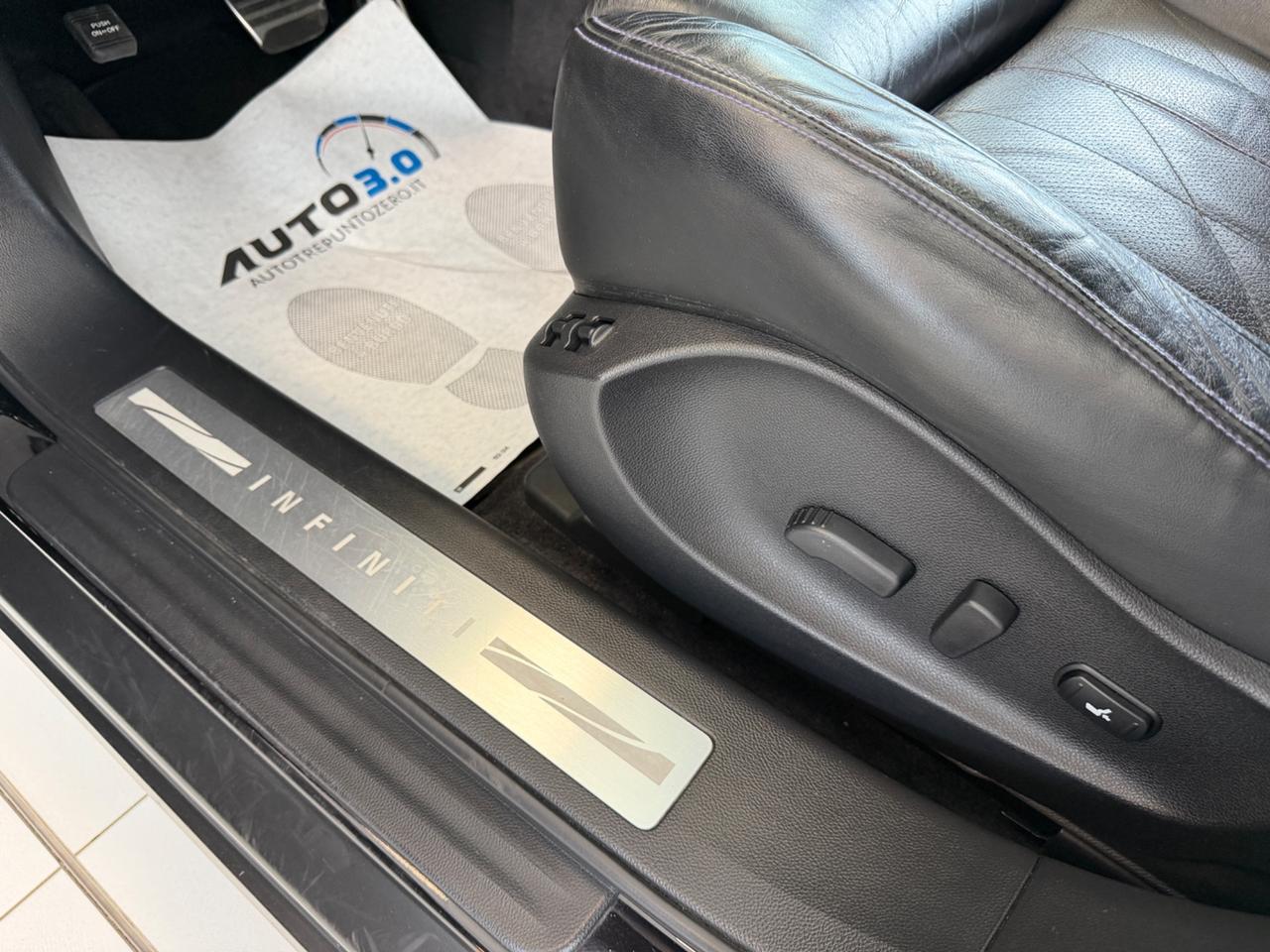 Infiniti QX70 3.0 diesel V6 AT S Premium