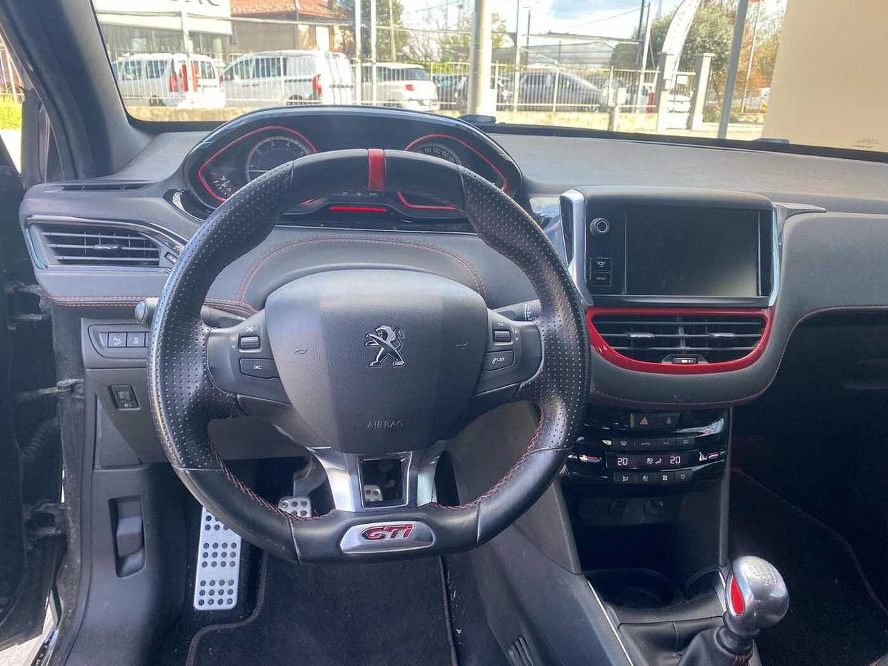 Peugeot 208 1.6 THP 200 CV 3 porte GTi