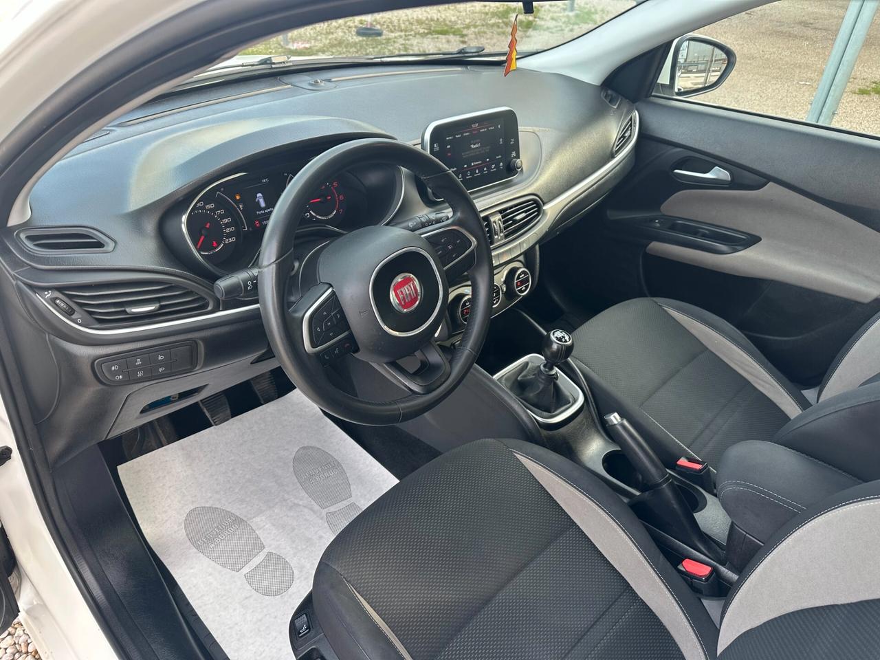 Fiat Tipo 1.6 Mjt S&S SW Lounge