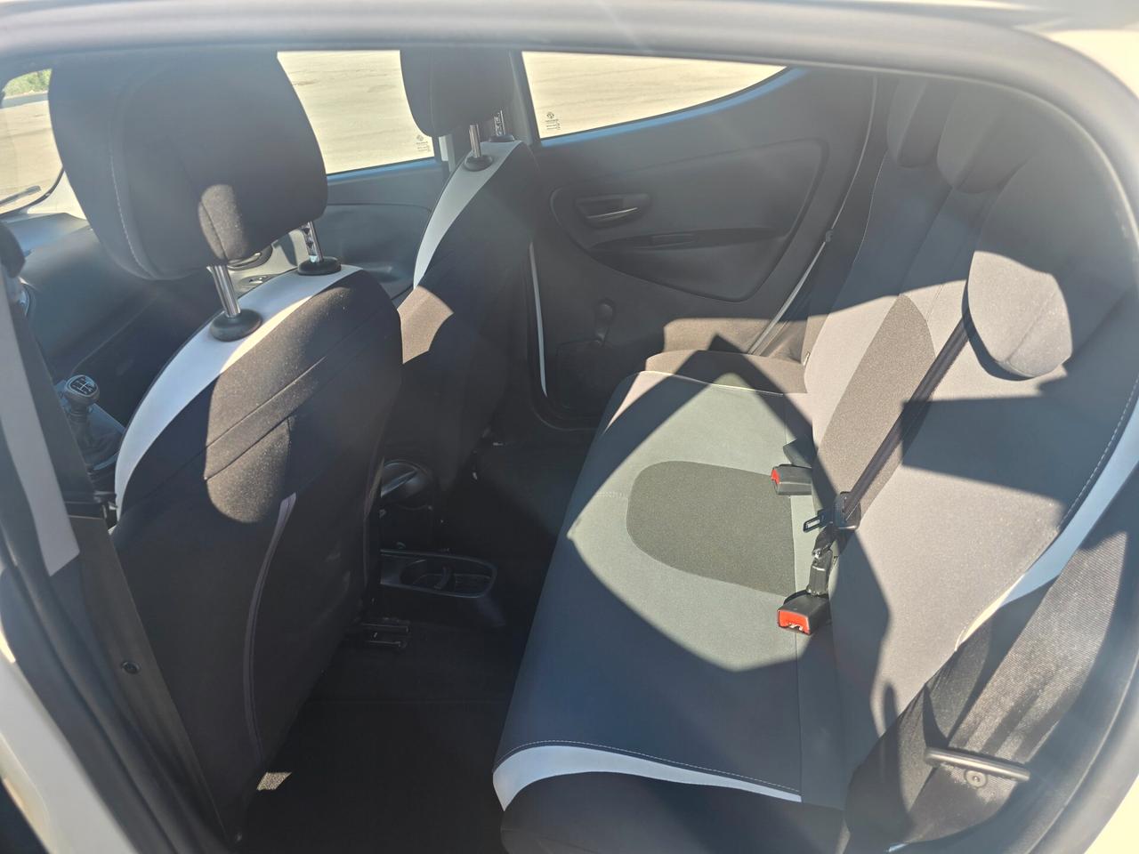 Lancia Ypsilon 1.2 69 CV 5 porte GPL Ecochic Gold