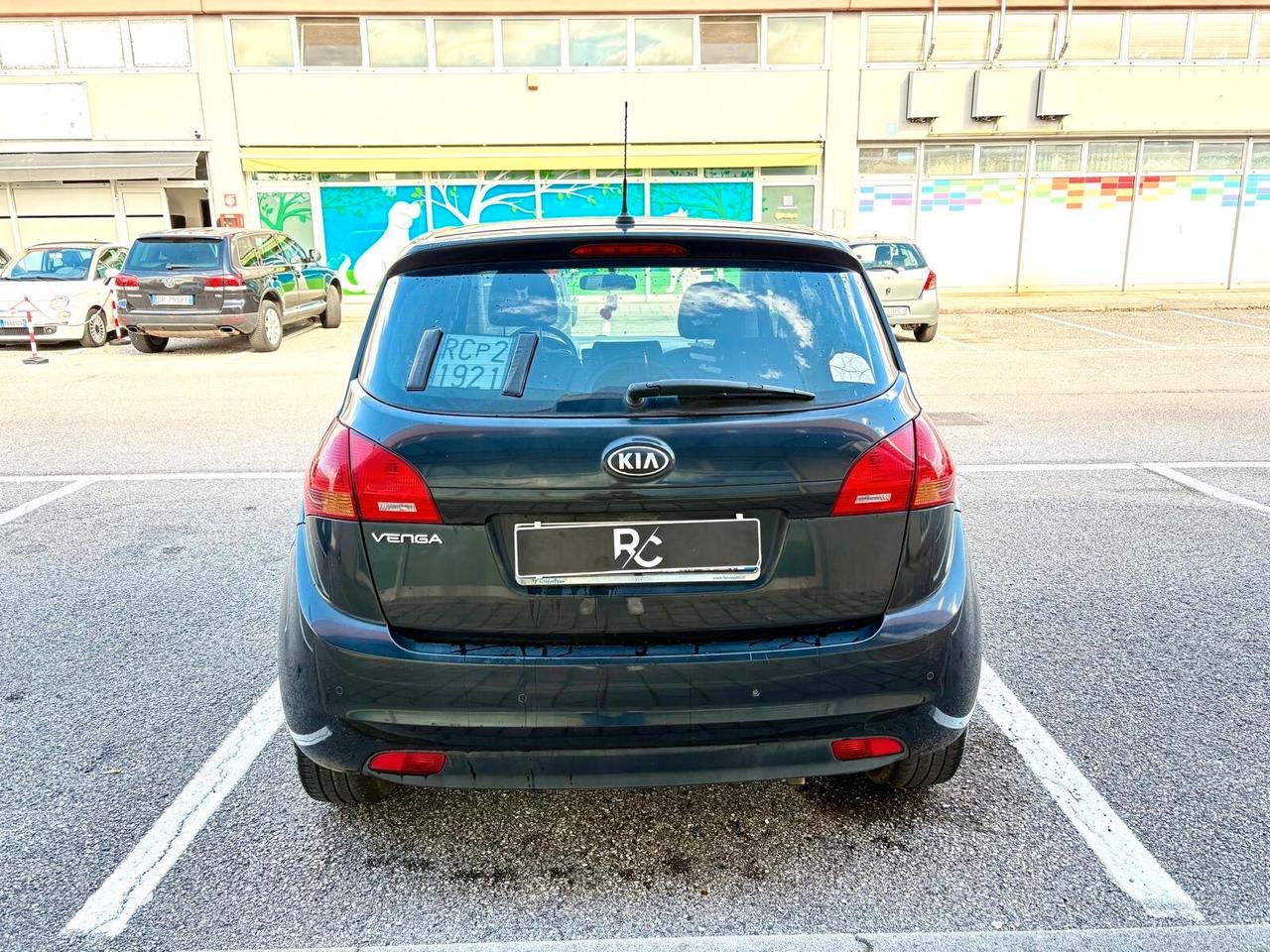 KIA Venga 1.4 Benzina ok neopatentati