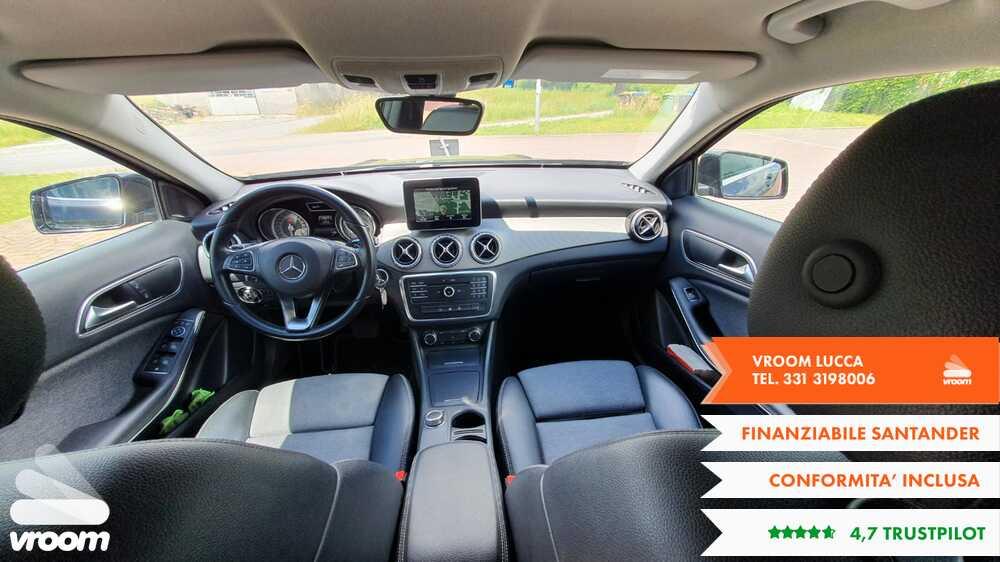MERCEDES GLA (X156) GLA 180 d Automati...