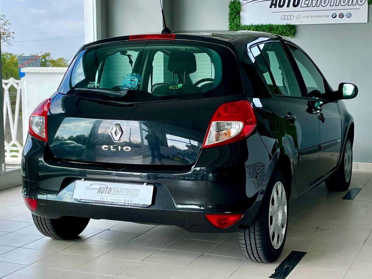 Renault Clio Euro 5 - Carrozzeria Grandinata