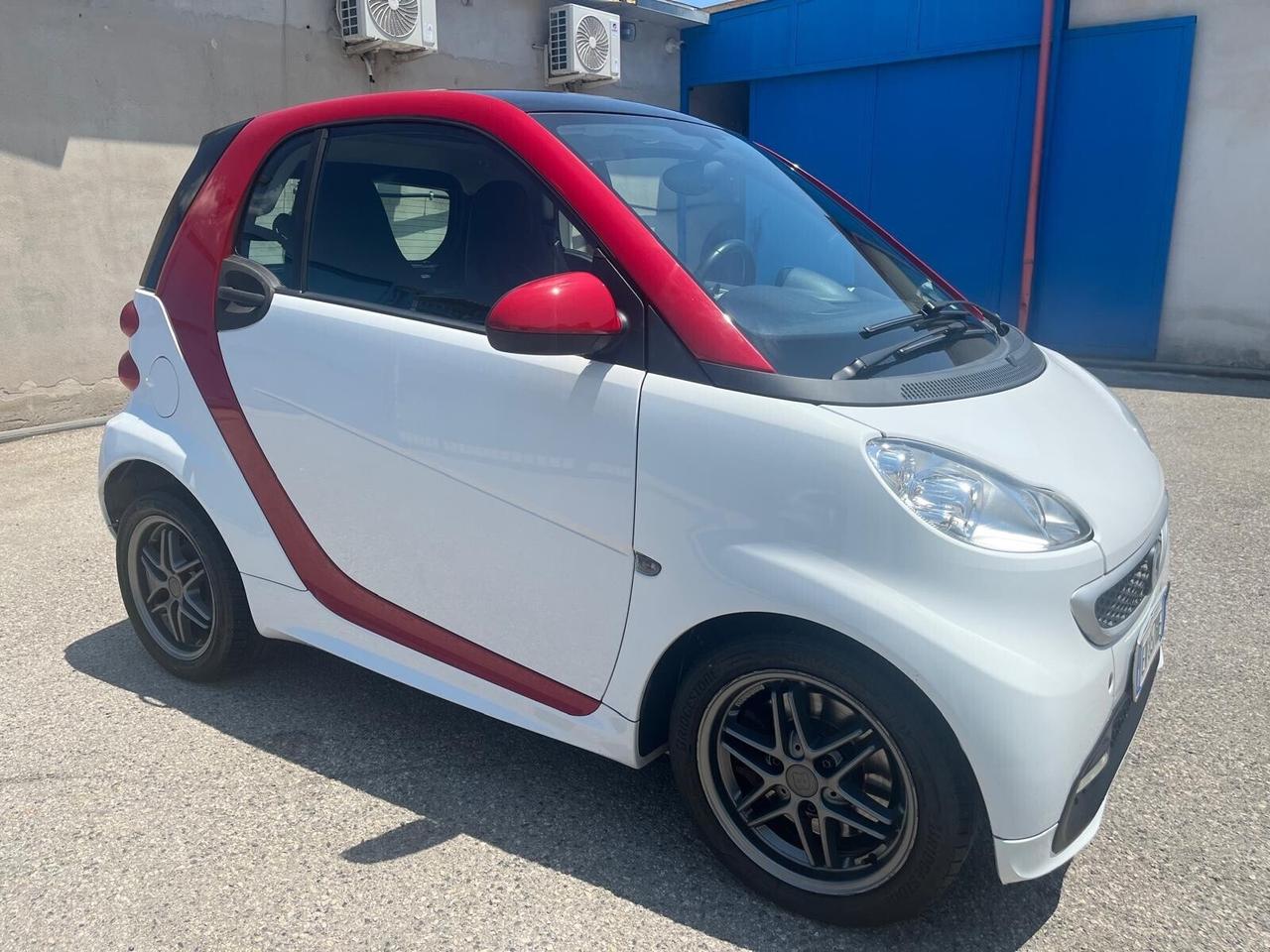 Smart for two 1.0 mhd/71 cv- km 69000-2014
