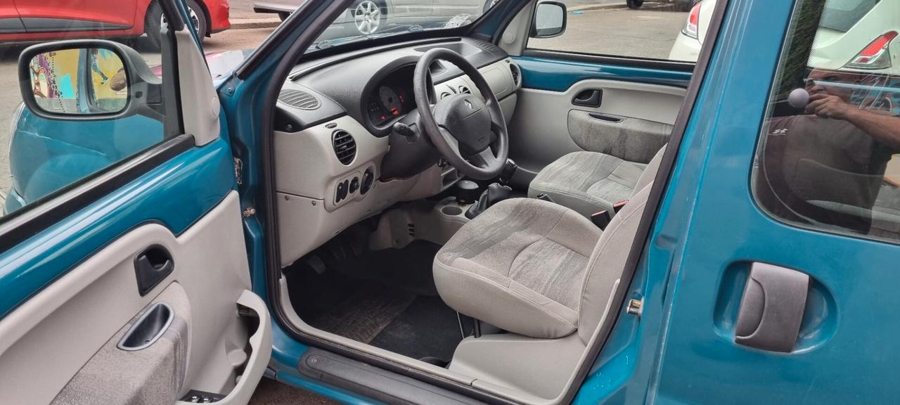Renault Kangoo 1.6 16V 5p. Privilège