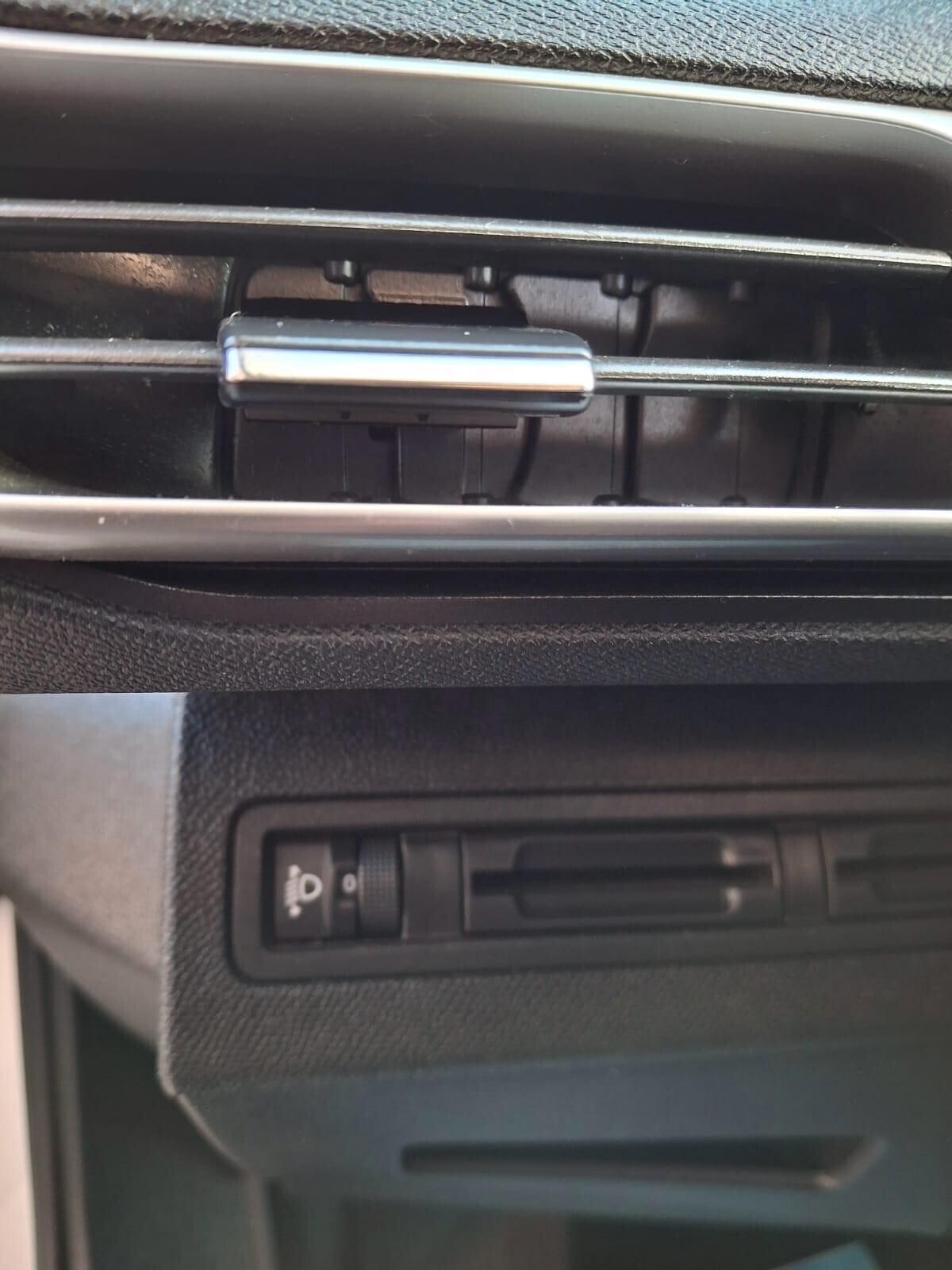 Peugeot 3008 BlueHDi 130 S&S Business SPORT