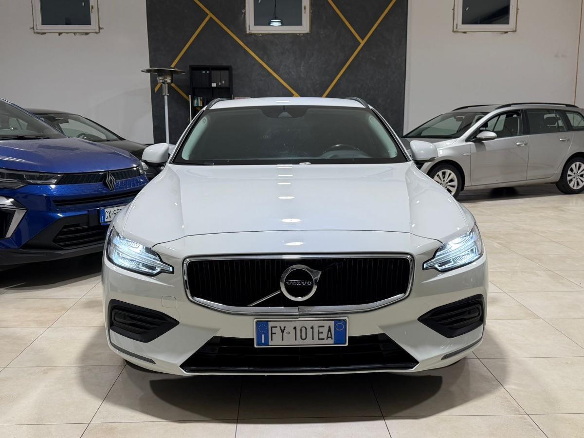 VOLVO - V60 - D3 Geartronic R-design