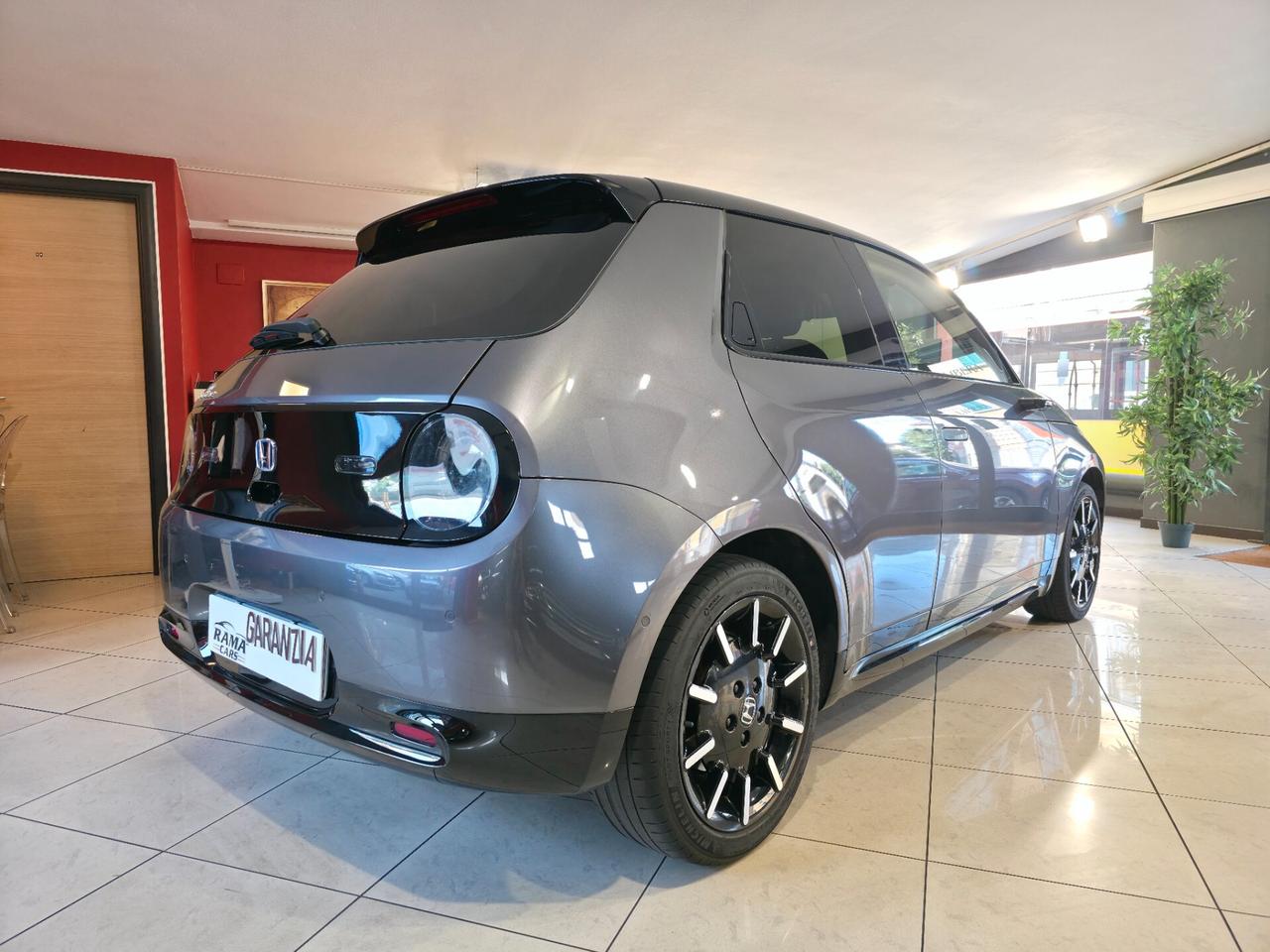 Honda e