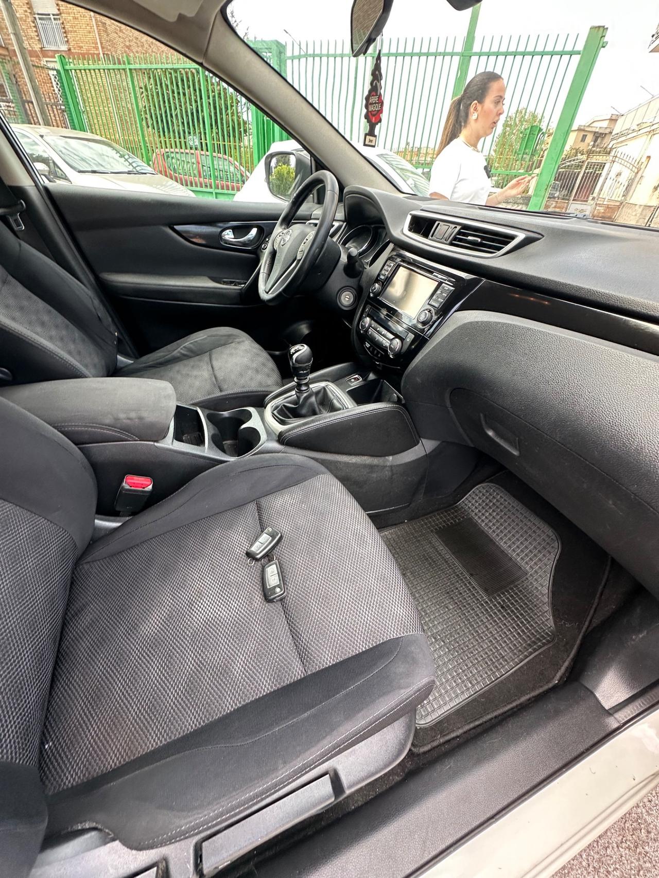 Nissan Qashqai 1.5 dCi Visia