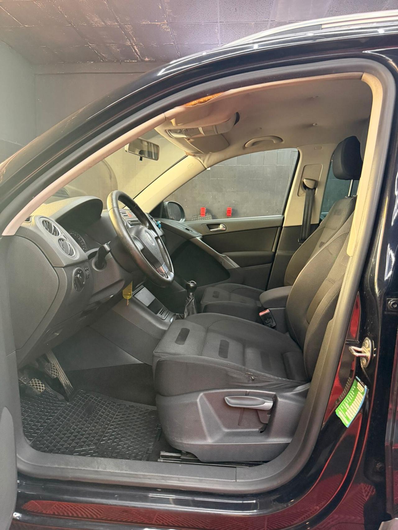 Volkswagen Tiguan 1.4 16V TSI Sport & Style (18°)