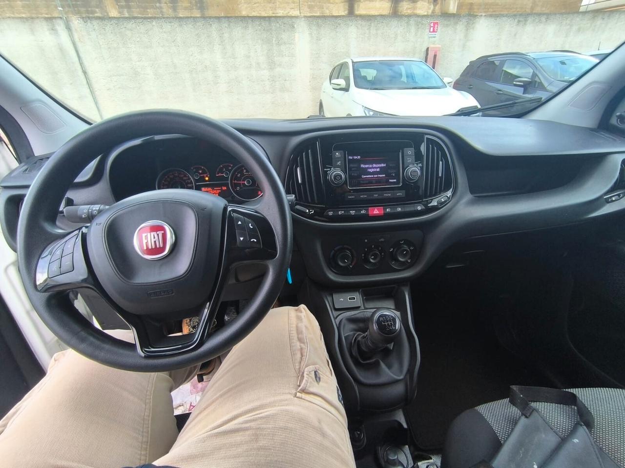 Fiat Doblo 1.6 MJT 105CV PC-TN Cargo Business 2021