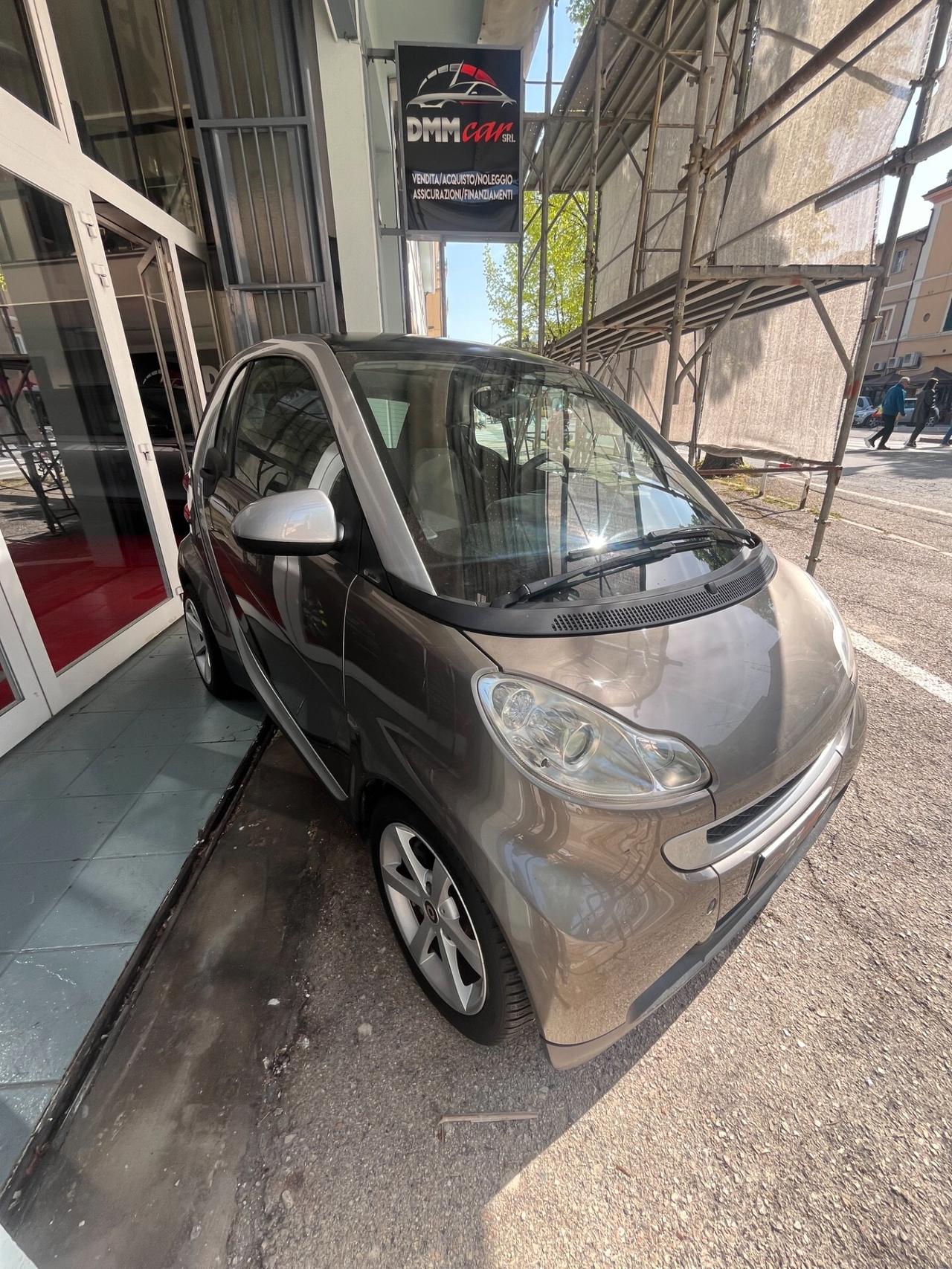 SMART PASSION FORTWO DIESEL 800 45CV TETTO PANORAMICO CAMBIO AUTOMATICO / SEQUENZIALE OK NEOPATENTATI