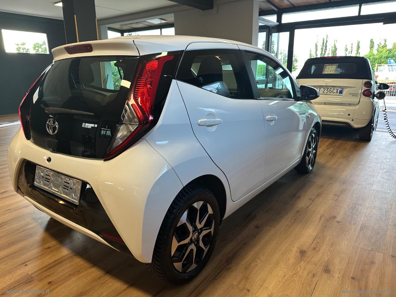 TOYOTA Aygo Connect 1.0 VVT-i 72 CV 5p.Team Deutschland