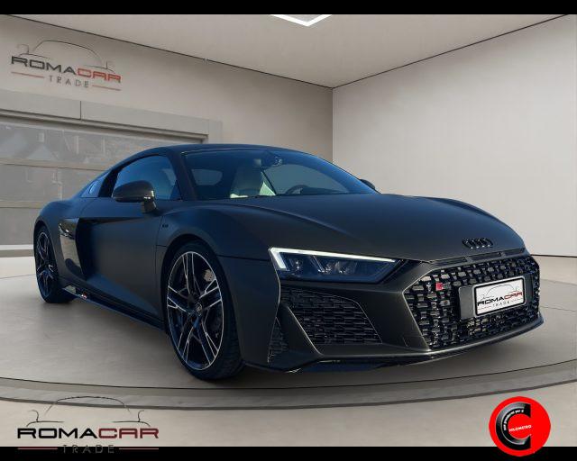 AUDI R8 Coupé V10 RWD S tronic performance