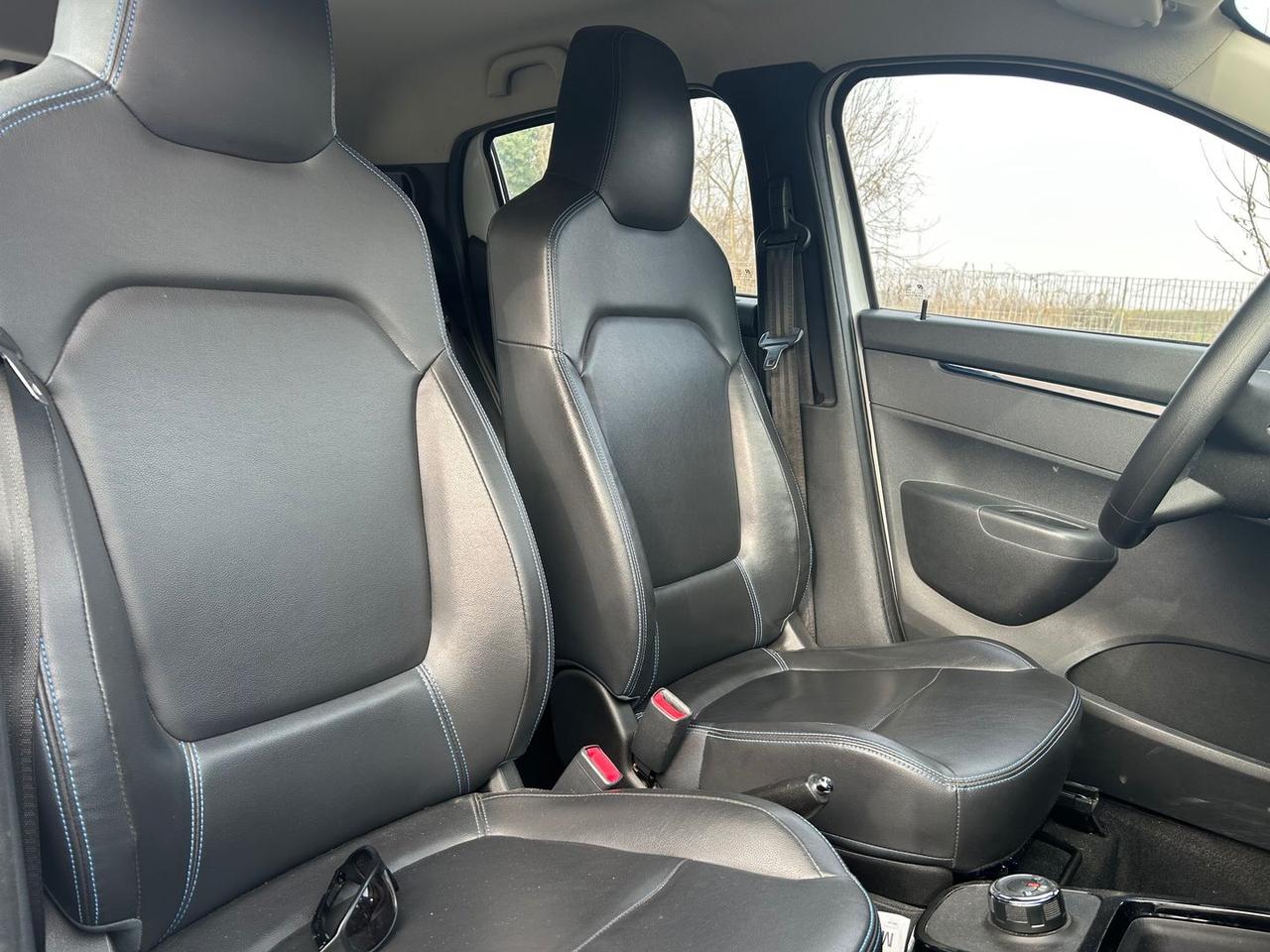 Dacia Spring confort #9003