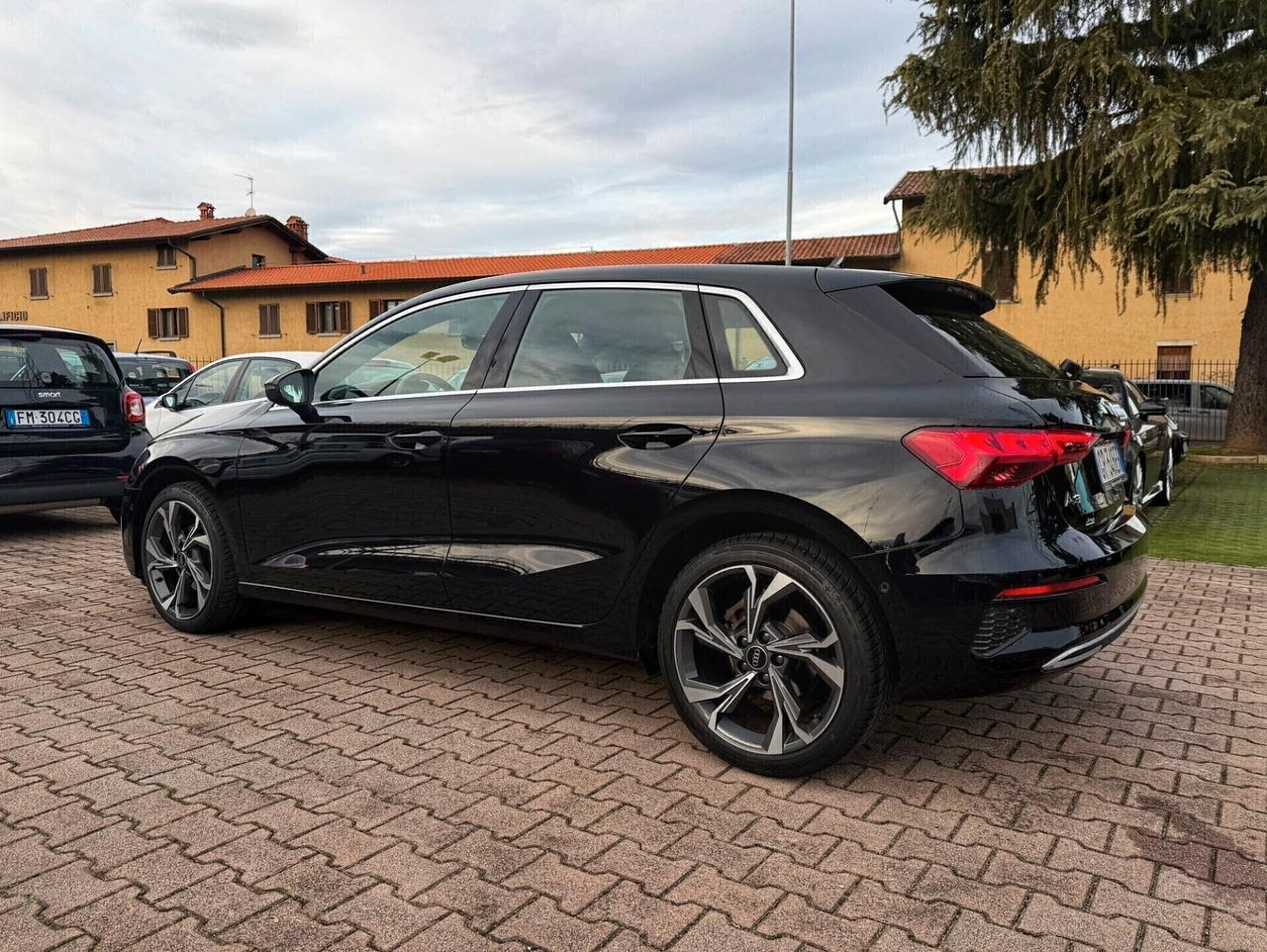 Audi A3 SPB 30 TFSI S tronic S line OK NEOPATENTATI