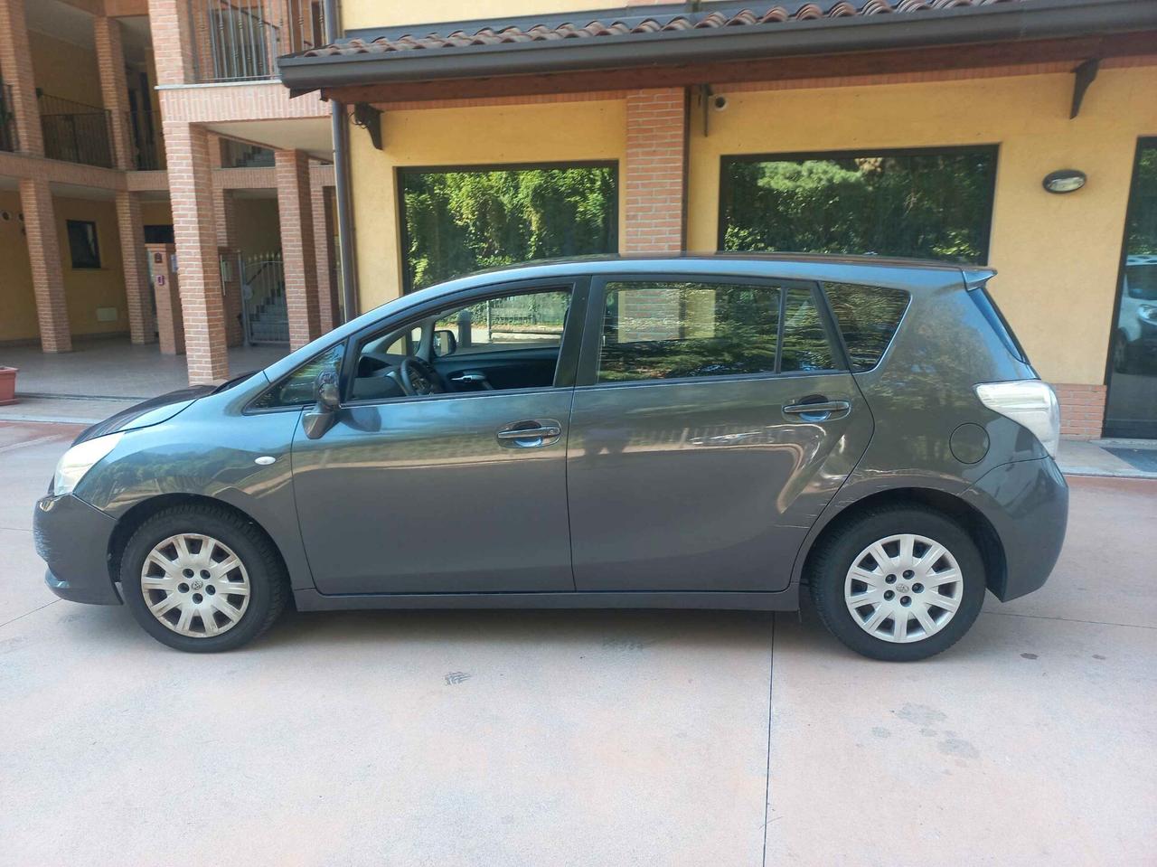 Toyota Verso 2.0 D