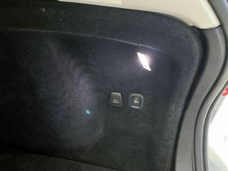 Volvo V60 V60 B3 163CV AUT PLUS DARK