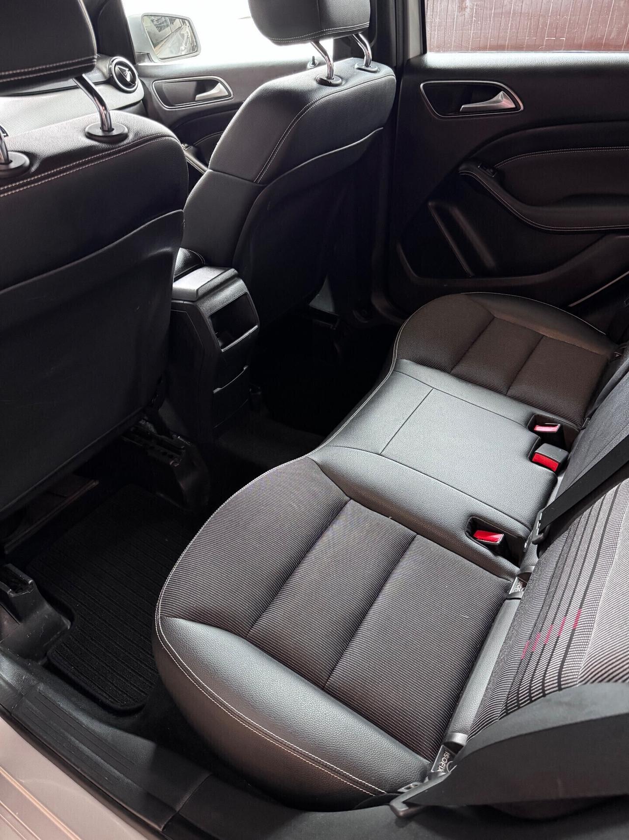 Mercedes-benz B 180 d Automatic Sport