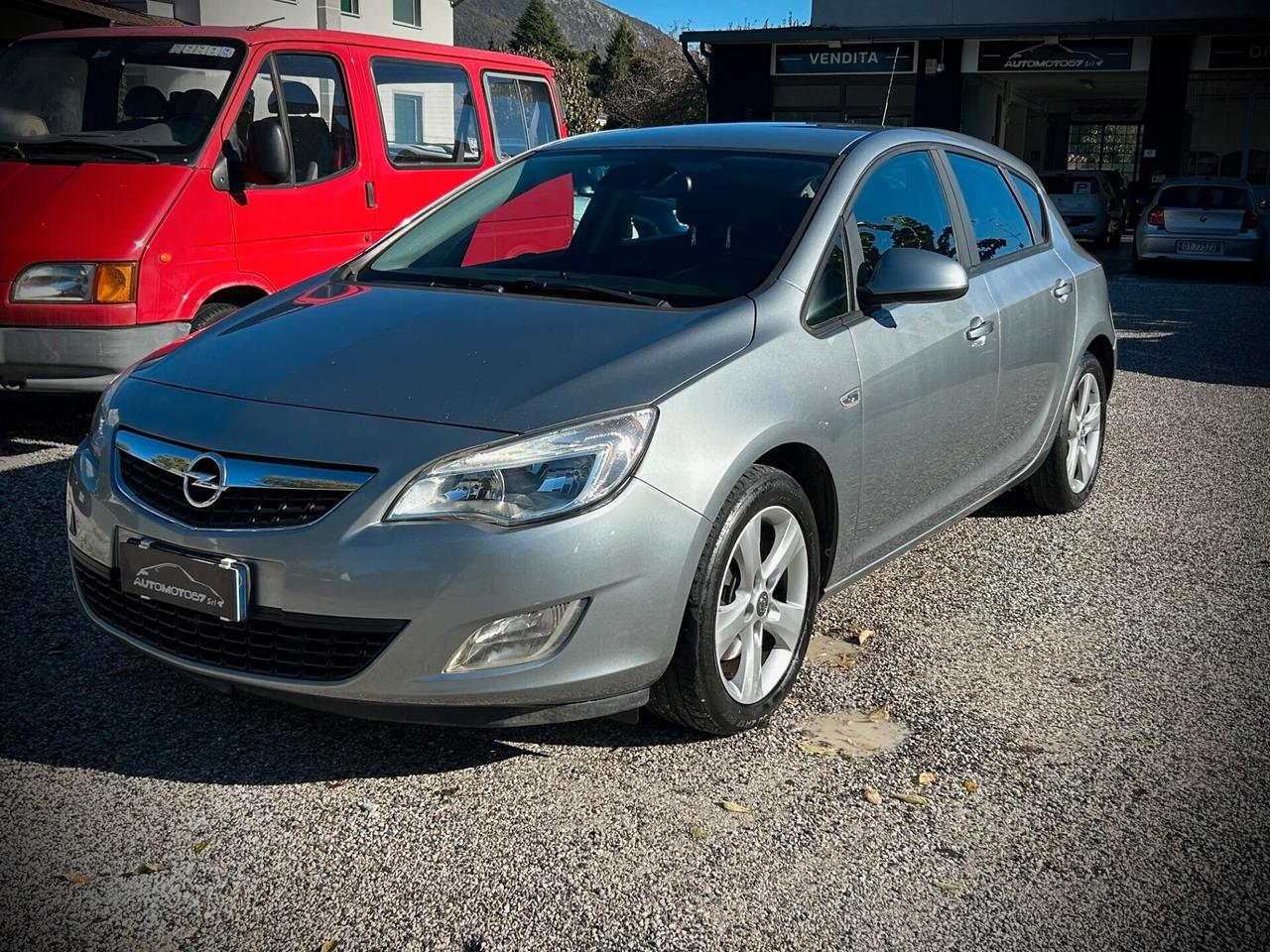 Opel Astra 1.7 CDTI 110CV 5 porte Elective