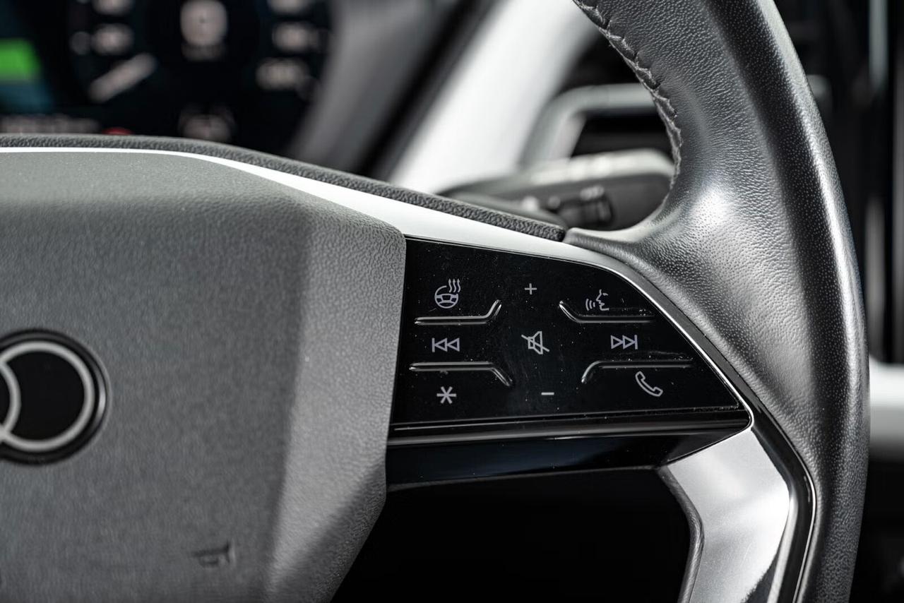 Audi Q4 e-tron 45 quattro Black Edition