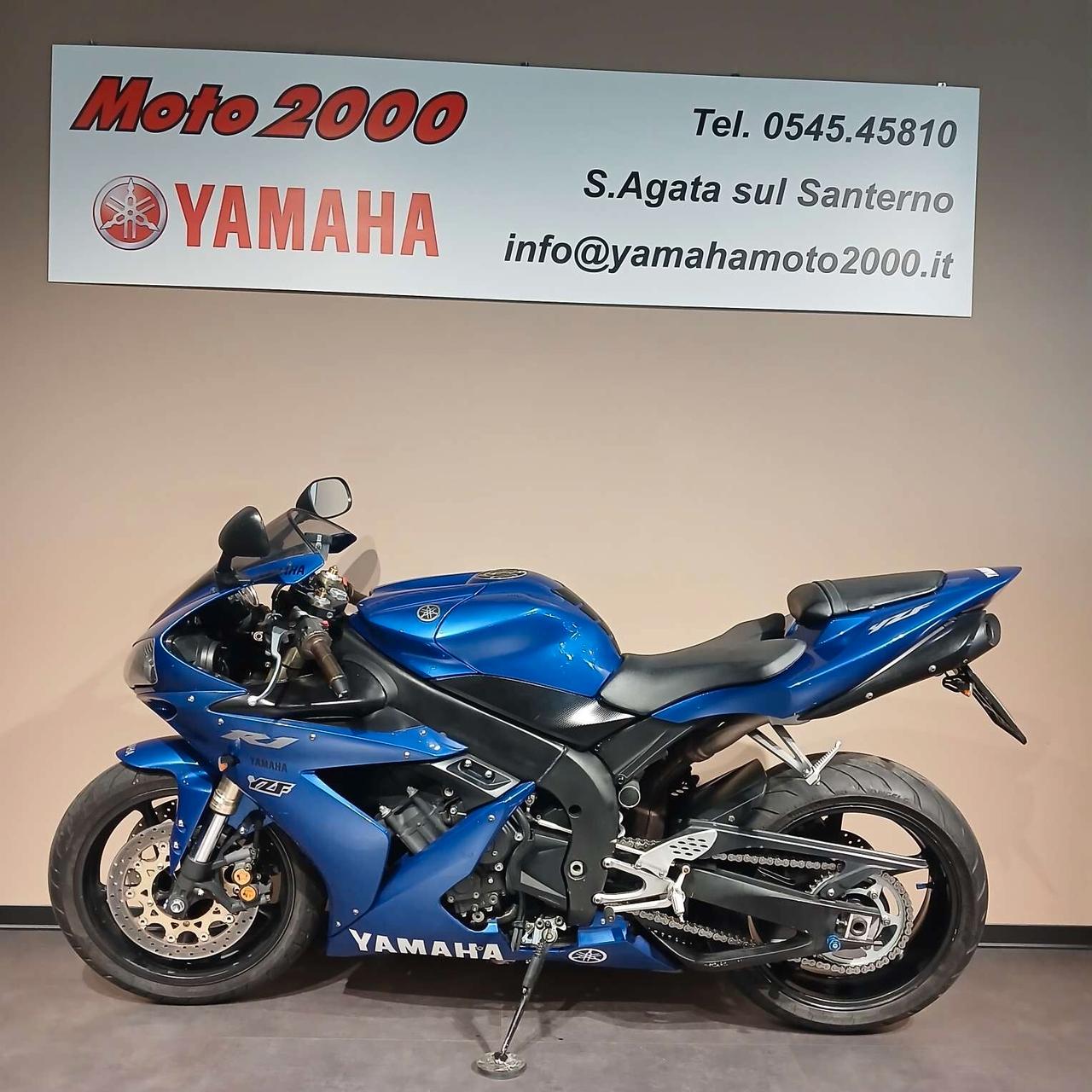Yamaha YZF R1