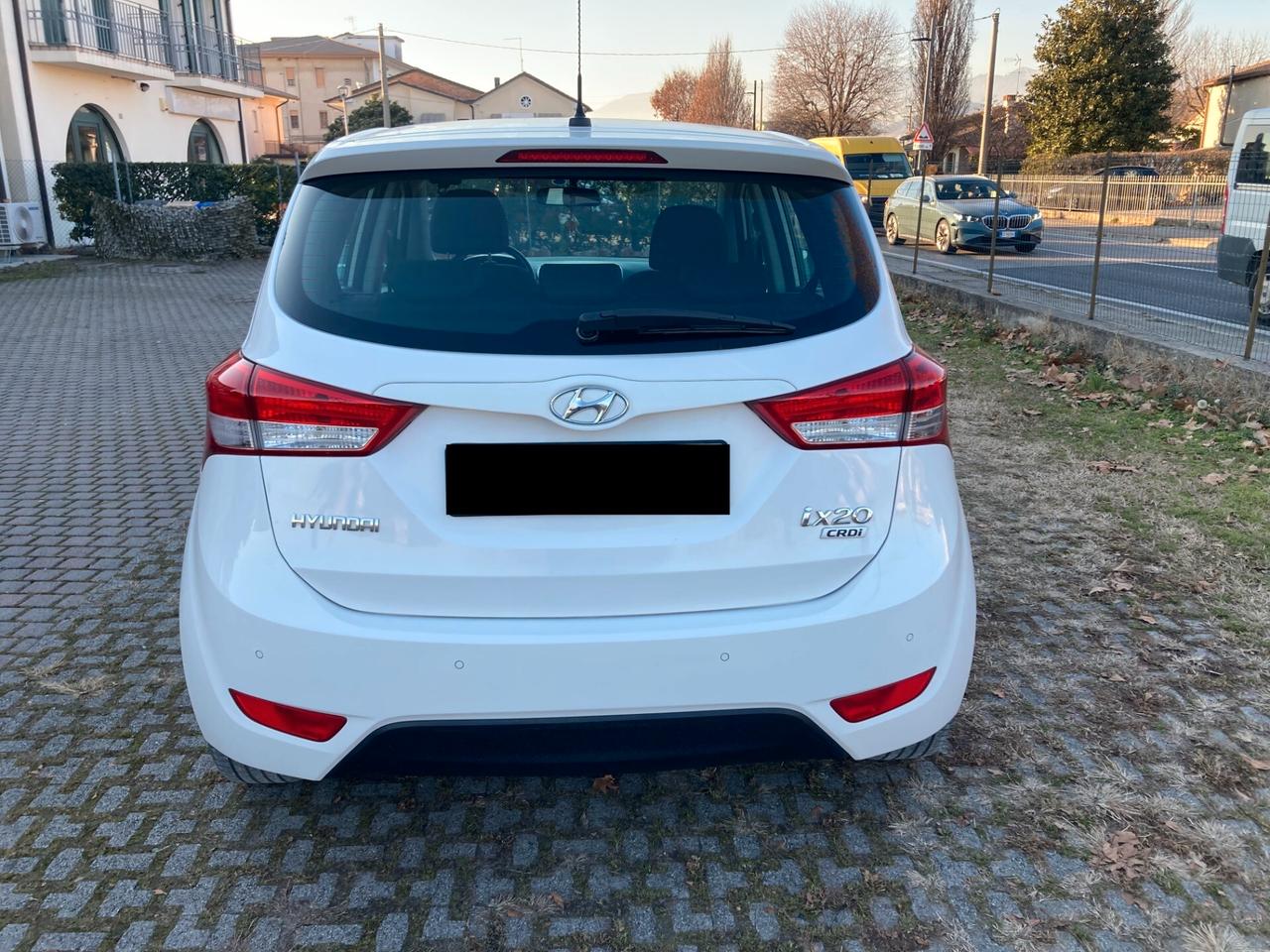Hyundai iX20 1.4 crdi Comfort 90cv NEOPATENTATI