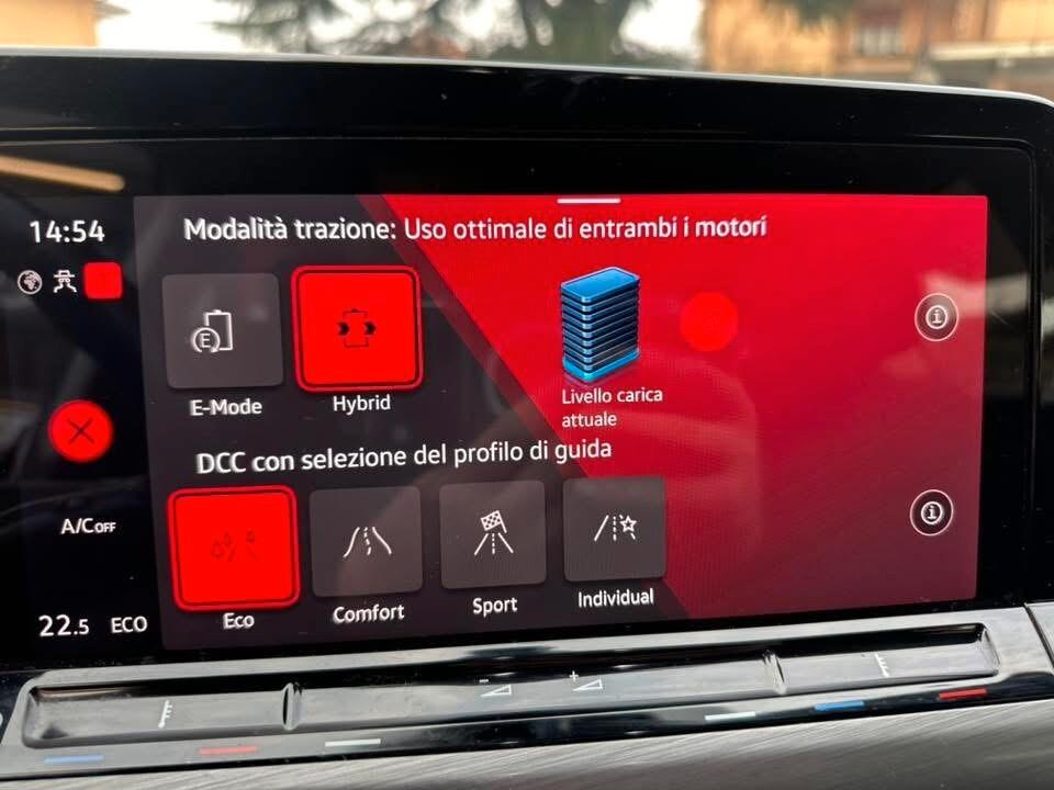 Volkswagen Golf 1.4 TSI eHYBRID 204 CV DSG Style