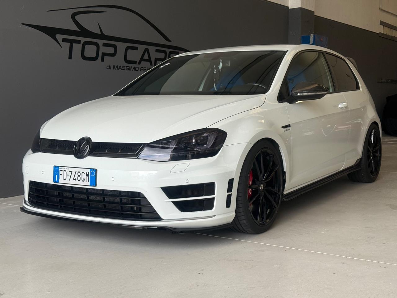 Volkswagen Golf GTI 7R da VETRINA