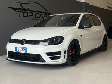 Volkswagen Golf GTI 7R da VETRINA