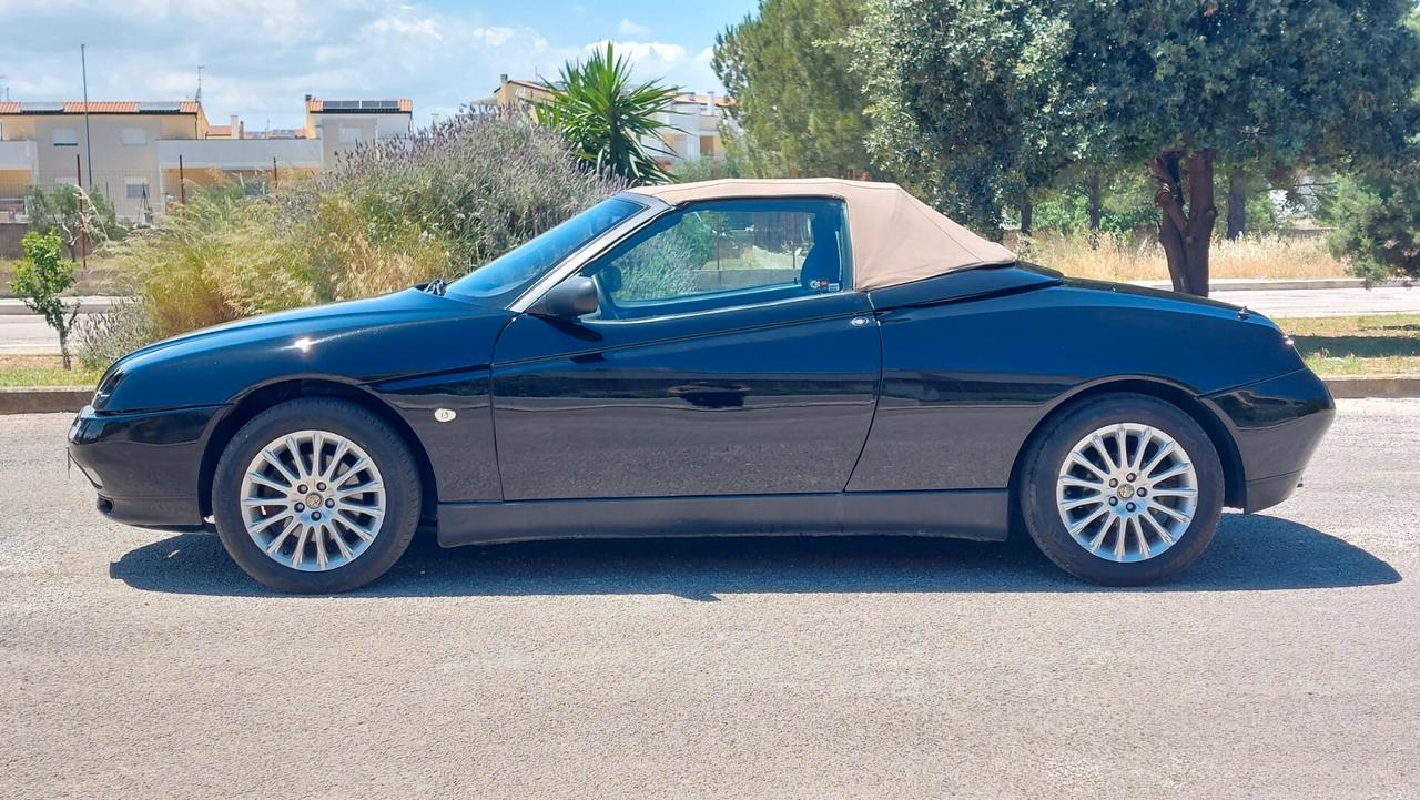 Alfa Romeo GTV Spider 2.0i 16V Twin Spark