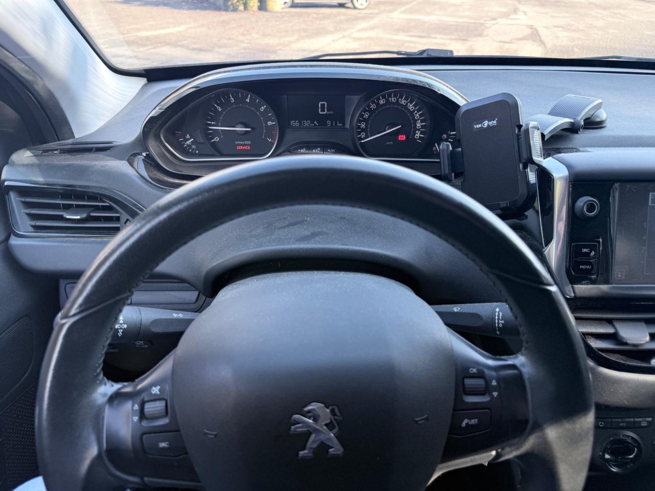 Peugeot 208 PureTech 82 5p. GPL Allure