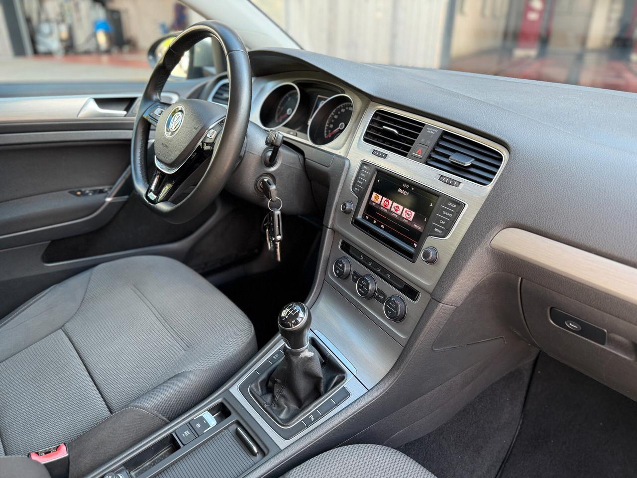 Volkswagen Golf COMFORTLINE BUSINESS 110CV EURO6