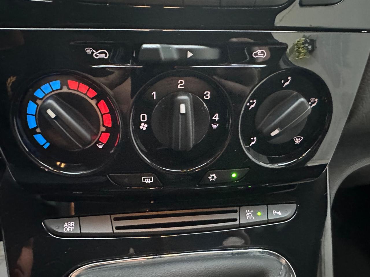 Lancia Ypsilon 1.2 69 CV 5 porte S&S Platinum