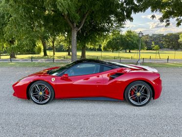 Ferrari 488 GTB + iva 22% - ha 10.900 km ! PREZZO TOP ITALIA -