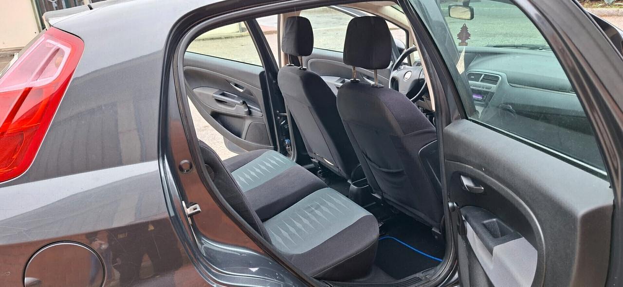 FIAT GRANDE PUNTO 1.4 5P IDEALE X NEOPATENTATI