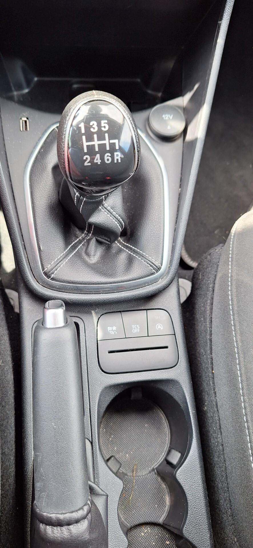 Ford Fiesta 1.0 Ecoboost Hybrid 125 CV 5 porte Titanium