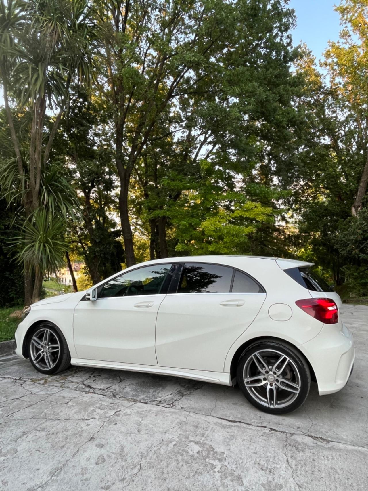 Mercedes-benz A 180 d Automatic Premium AMG TAGLIANDI CERT.